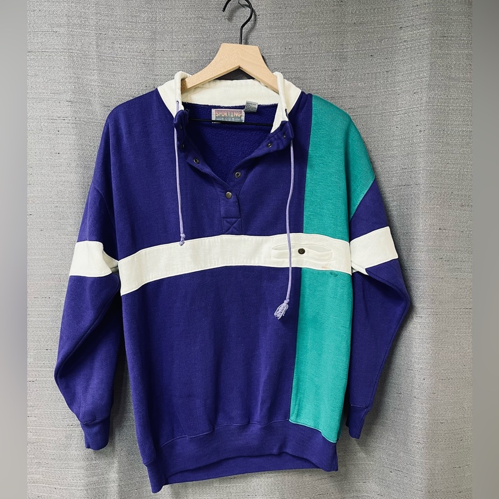 Vintage 80s / 90s Sporting Club Color Block Athletic Streetwear Sweatshirt Small